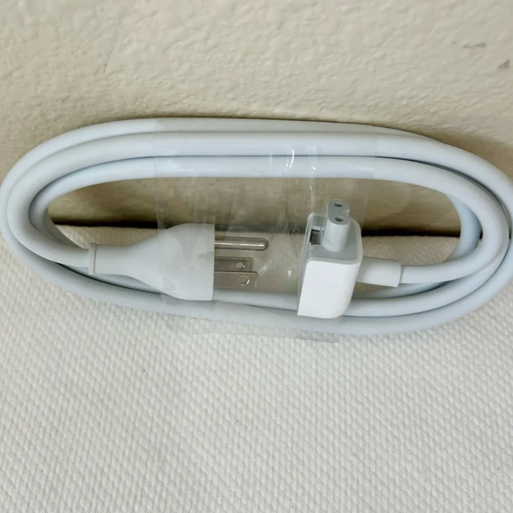 Apple Power Adapter Extension Cable - NEW - Apple - PC - Computer - Laptop 1.8M
